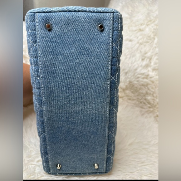 Christian Dior Medium Denim Cannage Lady Dior Bag with Acrylic Handles - Picture 4 of 14